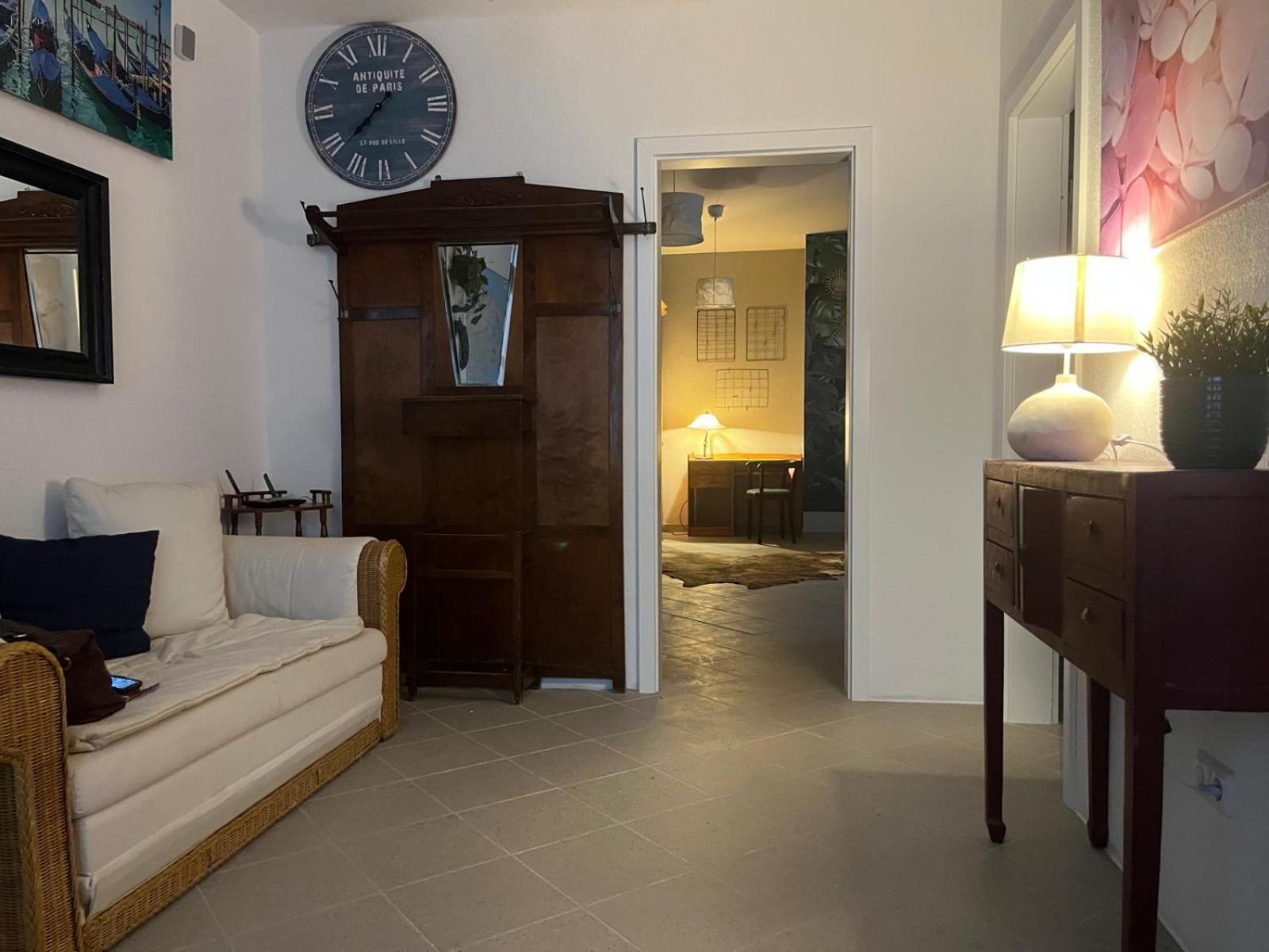 Muller'S Residenz - Self Check In Apartment ซวิคเคา ภายนอก รูปภาพ