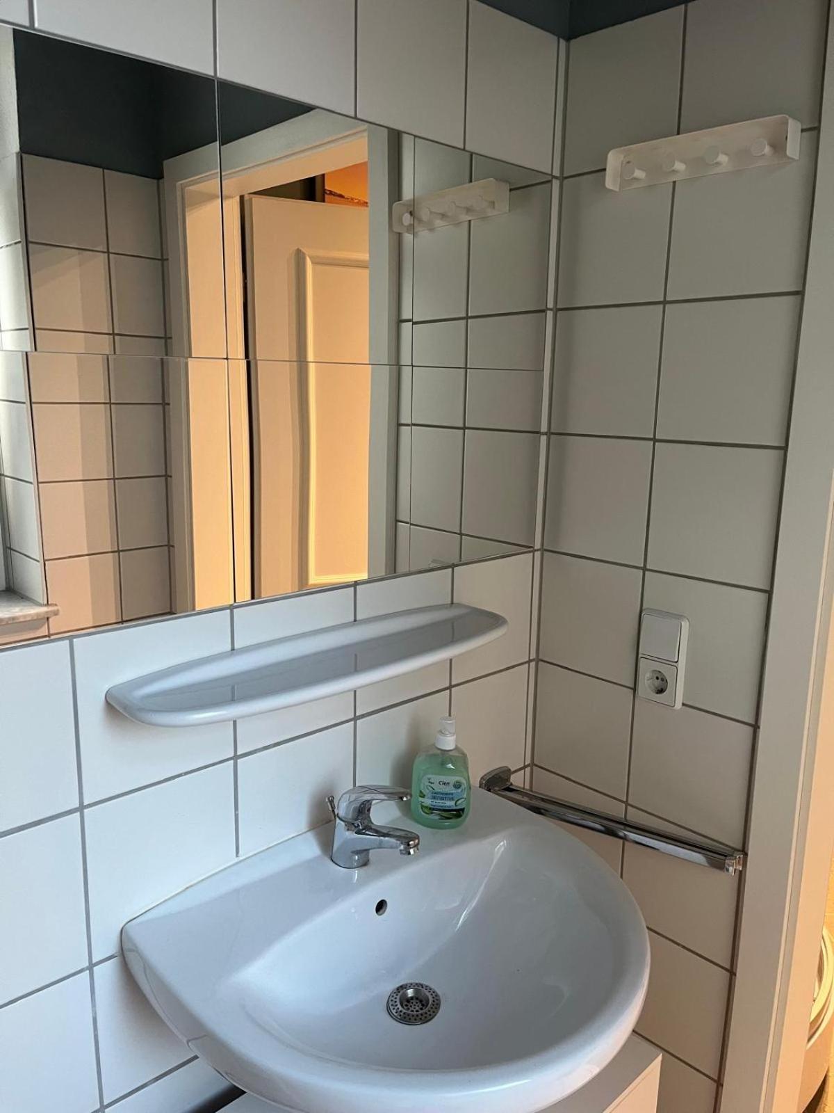 Muller'S Residenz - Self Check In Apartment ซวิคเคา ภายนอก รูปภาพ